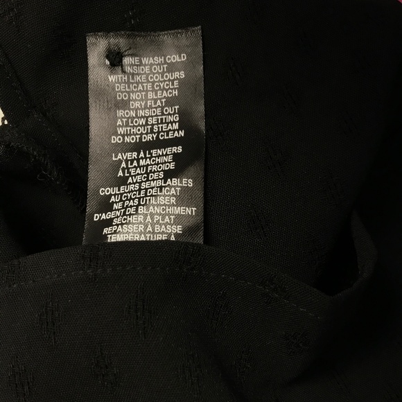 Original Nicole Miller NWOT  Women’s Black Textured Fabric Blouse Top XL - Picture 9 of 9